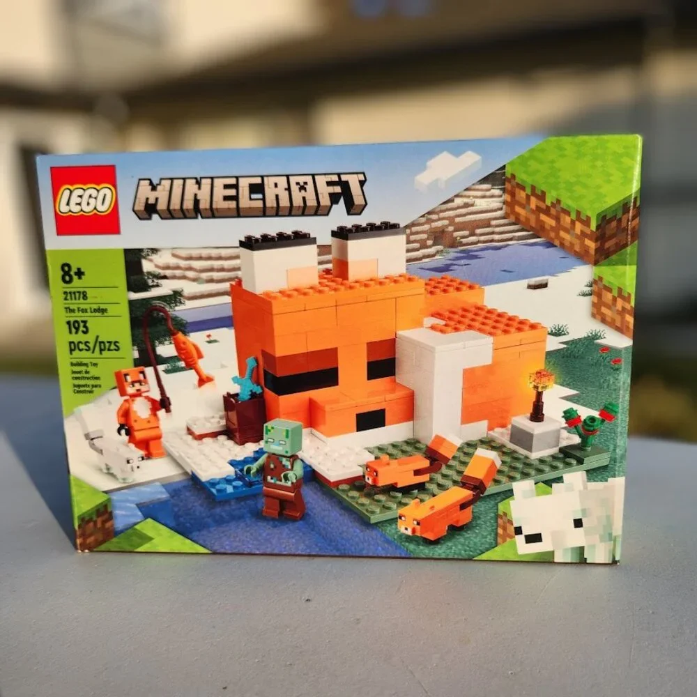 NEW LEGO MINECRAFT Fox Lodge House 21178 Drowned Zombie You will receive: (1) LE